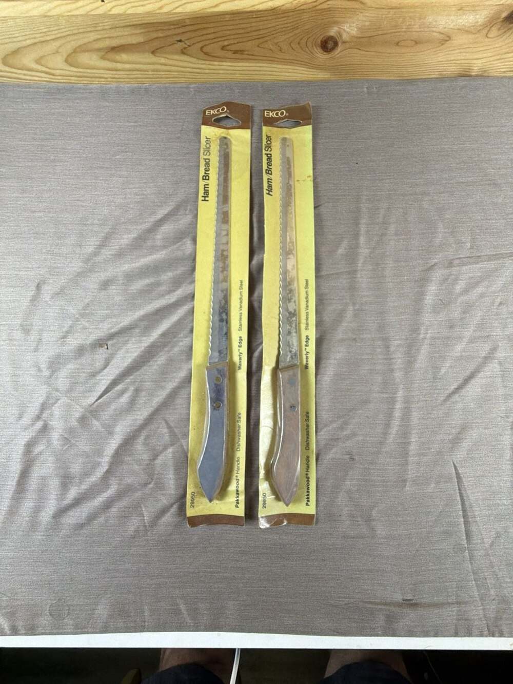 Lot of 2 Vintage EKCO 9" Bread & Ham Slicer Knives Pakkawood Handle New